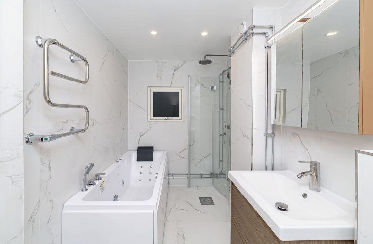 medium-bathroom-rennovation-2